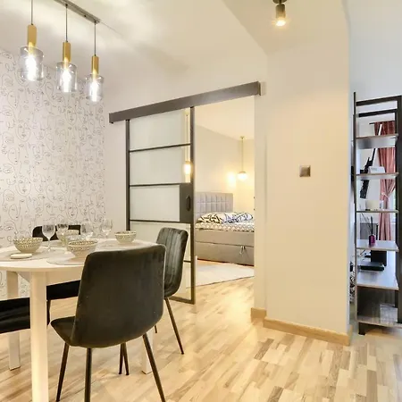 W Sercu Kamiennej Gory アパート *