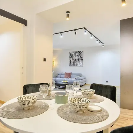 W Sercu Kamiennej Gory アパート *