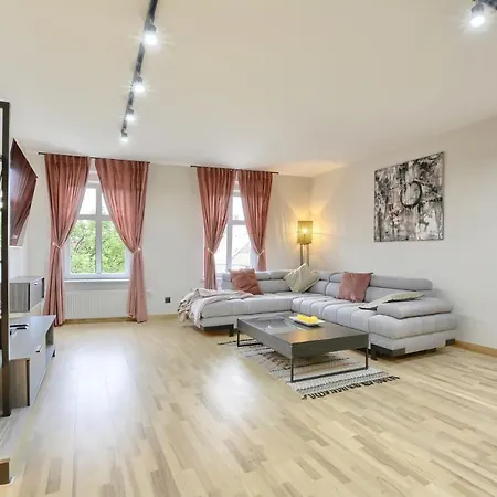 アパート W Sercu Kamiennej Gory カミェンナ・グラ